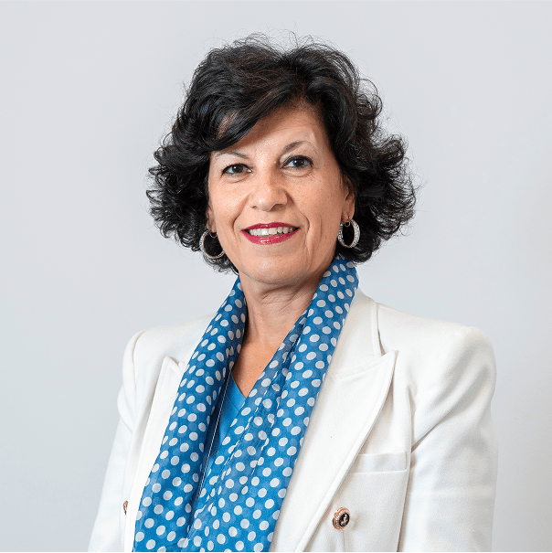 Photo of Remedios Parra, VP/Managing Director for Alliance Healthcare